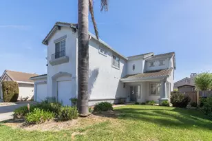 1910 Whitman St, Salinas, CA 93906 - Photo 2