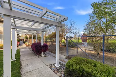 18932 Sara Park Cir, Saratoga, CA 95070 - Photo 22