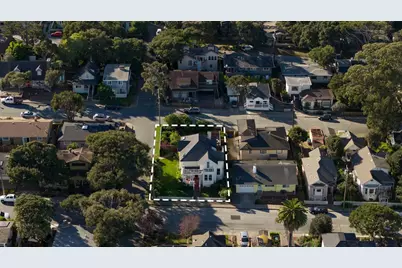 226 Willow St, Pacific Grove, CA 93950 - Photo 26