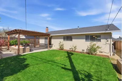 7490 Dumas Dr, Cupertino, CA 95014 - Photo 36