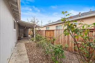 467 Center St, Redwood City, CA 94061 - Photo 24