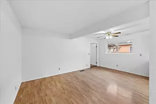 467 Center St, Redwood City, CA 94061 - Photo 16