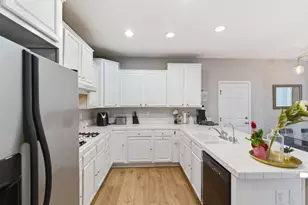 646 Woodland Terrace, San Jose, CA 95112 - Photo 18