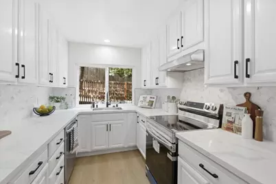 10177 Camberley Ln, Cupertino, CA 95014 - Photo 20