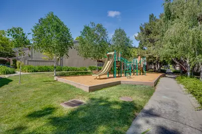 10177 Camberley Ln, Cupertino, CA 95014 - Photo 80