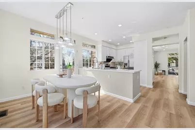 525 Porpoise Bay Ter A, Sunnyvale, CA 94089 - Photo 14