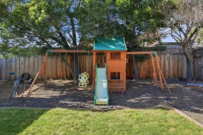 1155 Shamrock Dr, Campbell, CA 95008 - Photo 22
