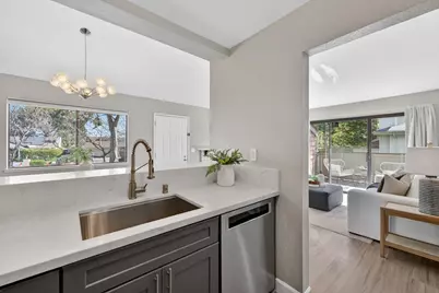 2012 La Terrace Cir, San Jose, CA 95123 - Photo 12