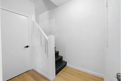 2217 E 24th St, Oakland, CA 94606 - Photo 4