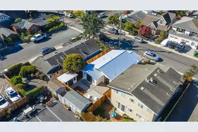 604 Oak Dr, Capitola, CA 95010 - Photo 32