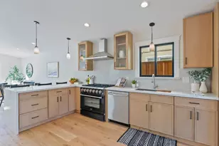 604 Oak Dr, Capitola, CA 95010 - Photo 18