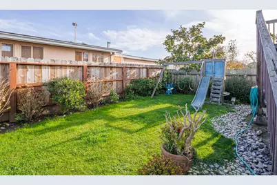 9 Memorial Ave, Freedom, CA 95019 - Photo 16