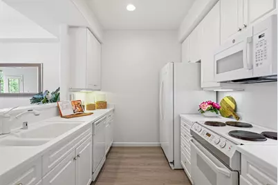 1951 Ofarrell St 207, San Mateo, CA 94403 - Photo 6
