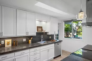 1484 Kingfisher Way, Sunnyvale, CA 94087 - Photo 20