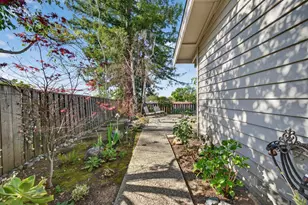 8325 Pinotage Ct, San Jose, CA 95135 - Photo 46