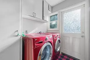 2034 Addison Ave, East Palo Alto, CA 94303 - Photo 14