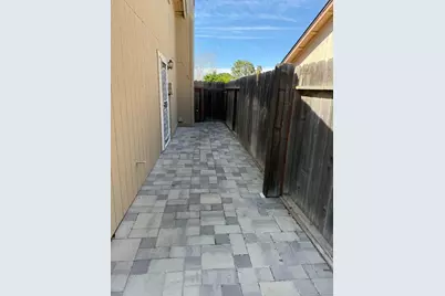 691 Clearview Dr, Hollister, CA 95023 - Photo 38