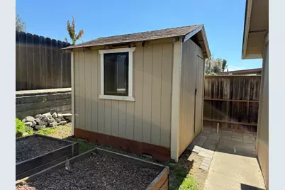 691 Clearview Dr, Hollister, CA 95023 - Photo 36