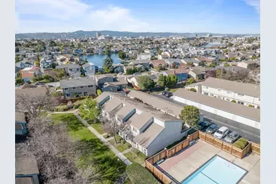 1023 Lark Ln, Foster City, CA 94404 - Photo 46