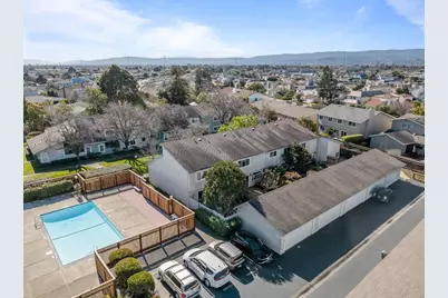 1023 Lark Ln, Foster City, CA 94404 - Photo 42