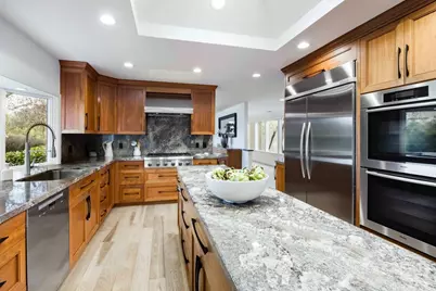 28100 Radcliffe Ln, Los Altos Hills, CA 94022 - Photo 10