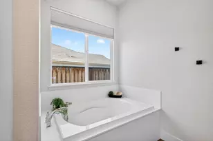 240 Scarlett Wy, Hollister, CA 95023 - Photo 16