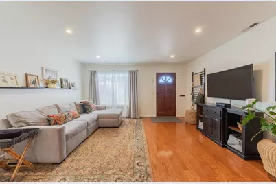 58 Young Dr, Salinas, CA 93901 - Photo 6