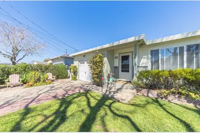 58 Young Dr, Salinas, CA 93901 - Photo 4