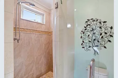 704 S 12th St, San Jose, CA 95112 - Photo 12