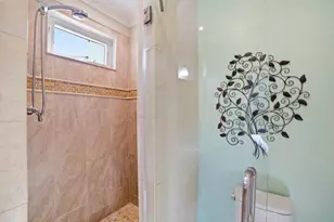 704 S 12th St, San Jose, CA 95112 - Photo 12