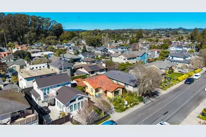 609 Oak Dr, Capitola, CA 95010 - Photo 18