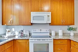 447 Oak Ave, Redwood City, CA 94061 - Photo 10