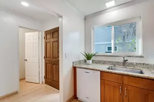 447 Oak Ave, Redwood City, CA 94061 - Photo 14