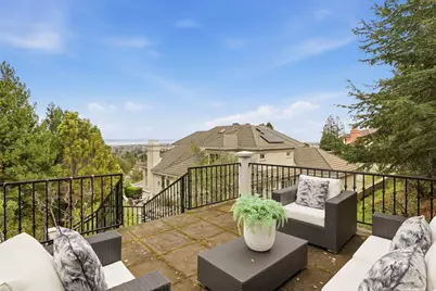 140 Tobin Clark Dr, Hillsborough, CA 94010 - Photo 52