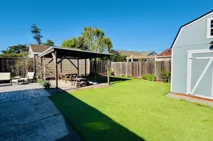 1639 Cypress Ave, San Mateo, CA 94401 - Photo 32