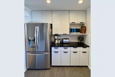 1639 Cypress Ave, San Mateo, CA 94401 - Photo 16