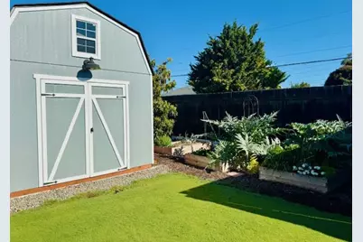 1639 Cypress Ave, San Mateo, CA 94401 - Photo 30