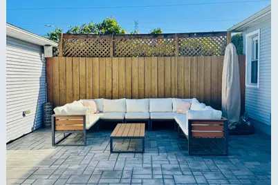 1639 Cypress Ave, San Mateo, CA 94401 - Photo 24