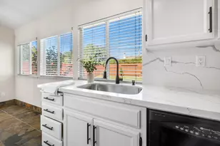 1940 Sycamore Ct, Hollister, CA 95023 - Photo 12