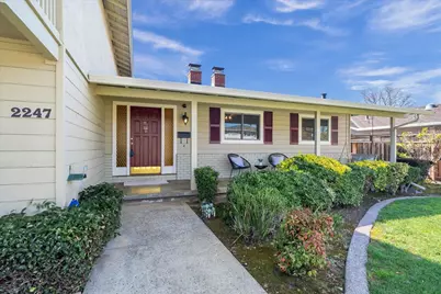 2247 Constitution Dr, San Jose, CA 95124 - Photo 4