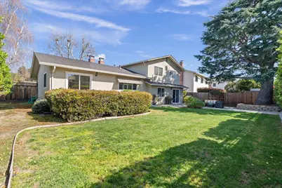 2247 Constitution Dr, San Jose, CA 95124 - Photo 40