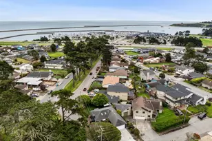 499 Sonora Ave, El Granada, CA 94019 - Photo 2