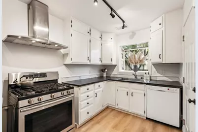 499 Sonora Ave, El Granada, CA 94019 - Photo 16