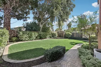 1460 Regalo Ct, San Jose, CA 95128 - Photo 6