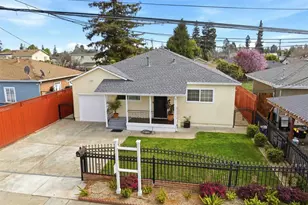 732 Fourth Ave, Redwood City, CA 94063 - Photo 1