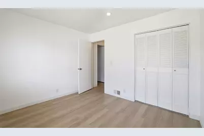 861 Wyman Way 2, San Jose, CA 95133 - Photo 16