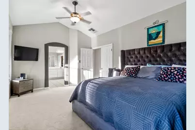 9123 Rancho Hills Dr, Gilroy, CA 95020 - Photo 8