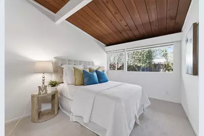 1080 Moffett Cir, Palo Alto, CA 94303 - Photo 10