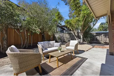 1080 Moffett Cir, Palo Alto, CA 94303 - Photo 28