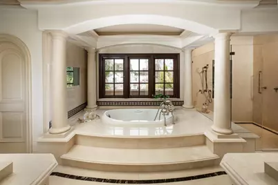 925 Seabury Rd, Hillsborough, CA 94010 - Photo 20